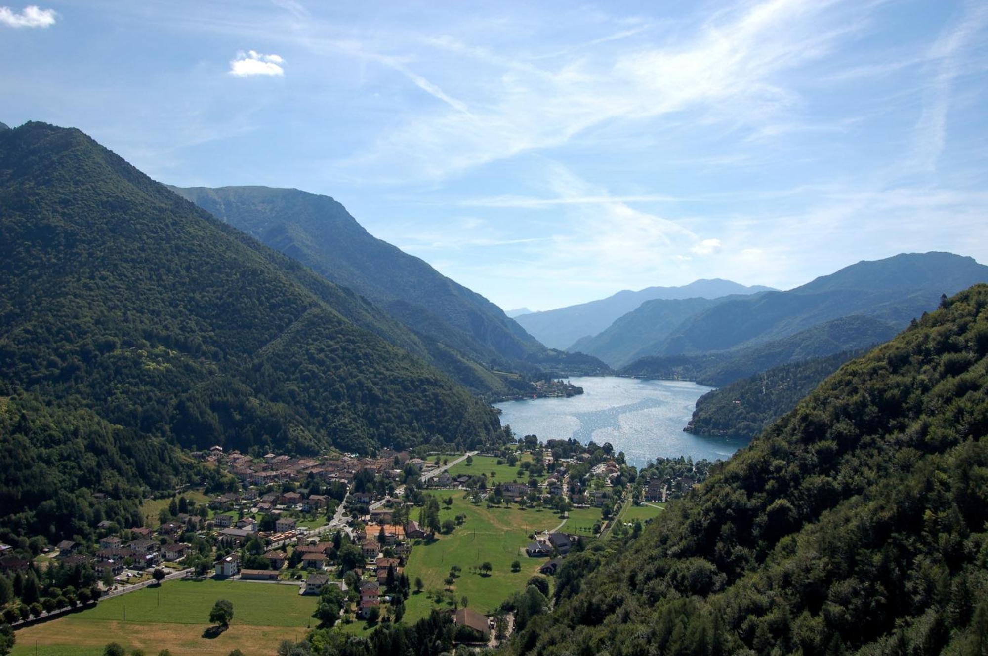 Camping Al Lago Ledro Pieve Di Ledro Buitenkant foto