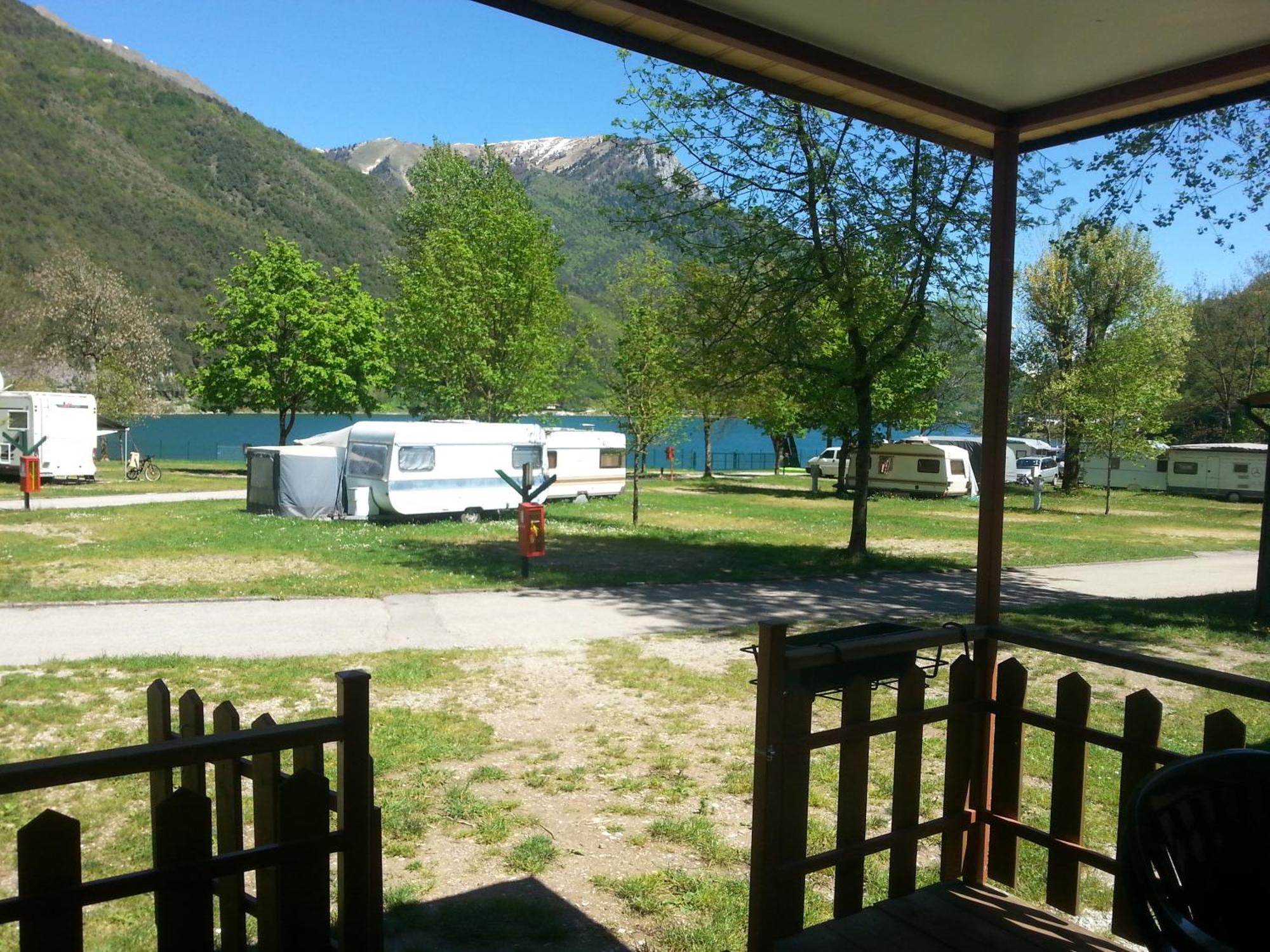 Camping Al Lago Ledro Pieve Di Ledro Kamer foto
