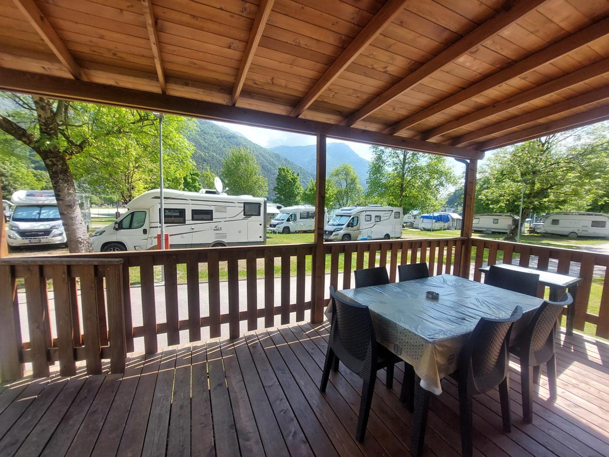 Camping Al Lago Ledro Pieve Di Ledro Buitenkant foto
