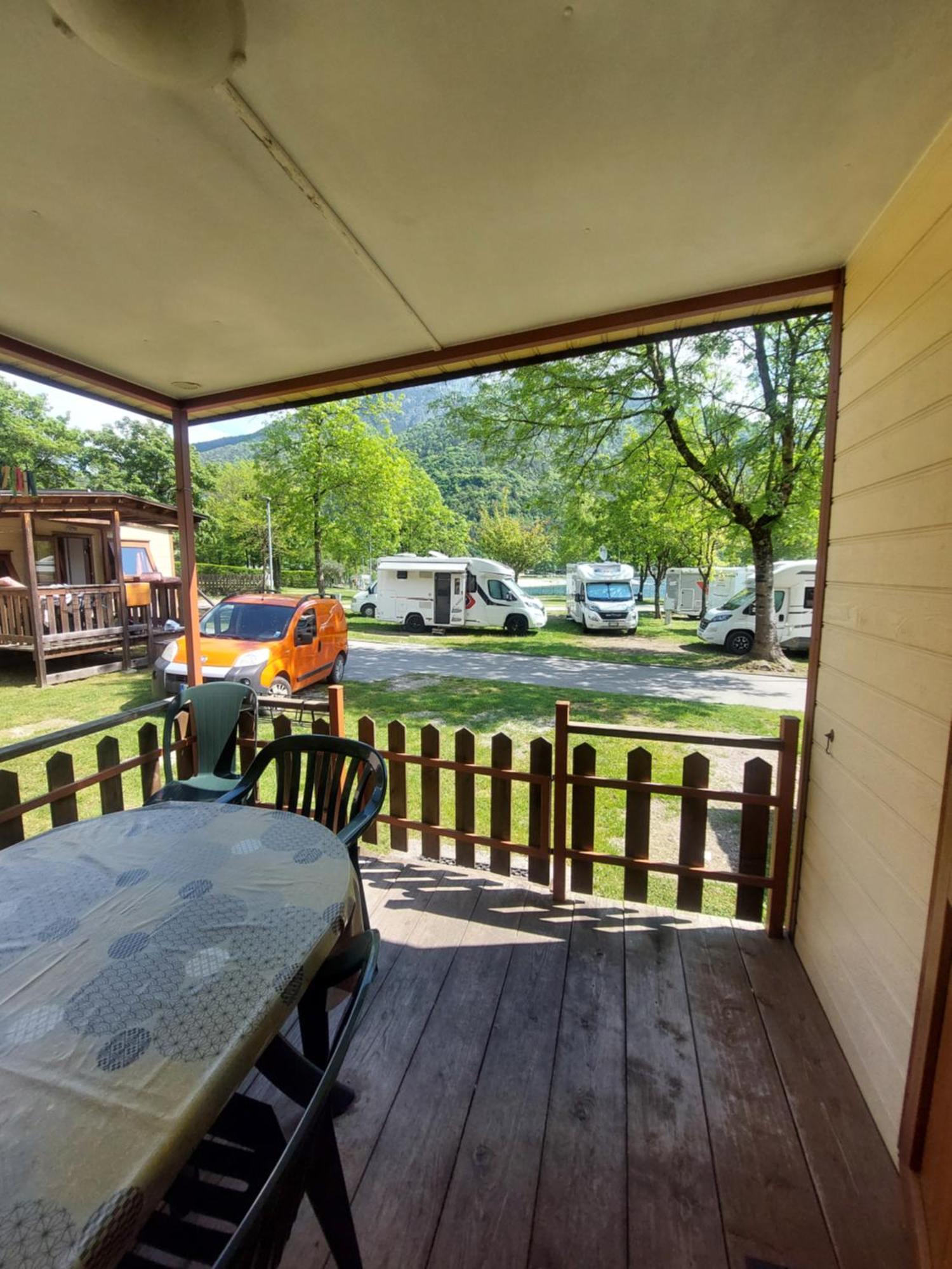 Camping Al Lago Ledro Pieve Di Ledro Buitenkant foto
