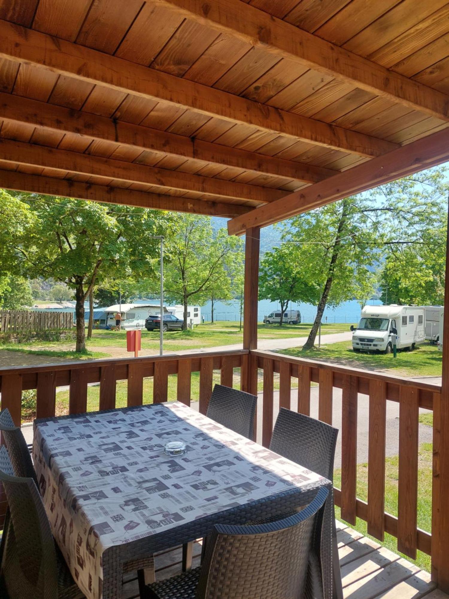 Camping Al Lago Ledro Pieve Di Ledro Buitenkant foto