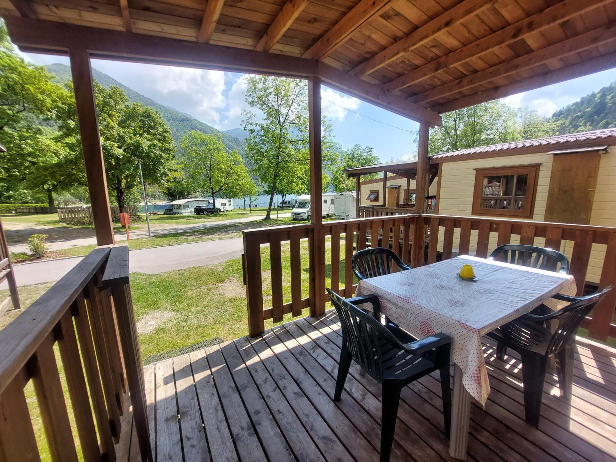 Camping Al Lago Ledro Pieve Di Ledro Buitenkant foto
